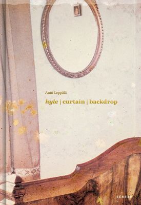 hyle  curtain backdrop